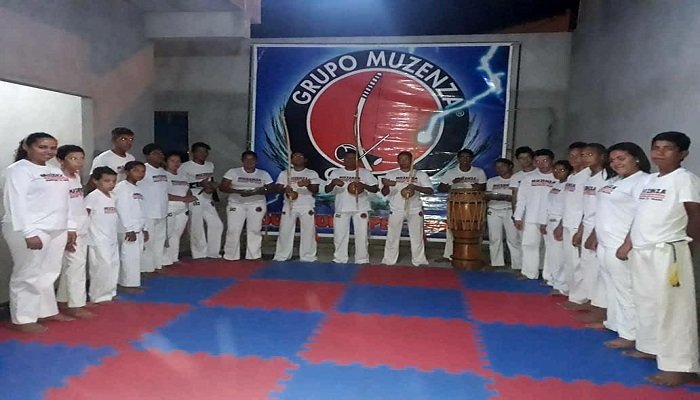 Oficial Resso de Vem Jogar Capoeira - Grupo Muzenza de Capoeira